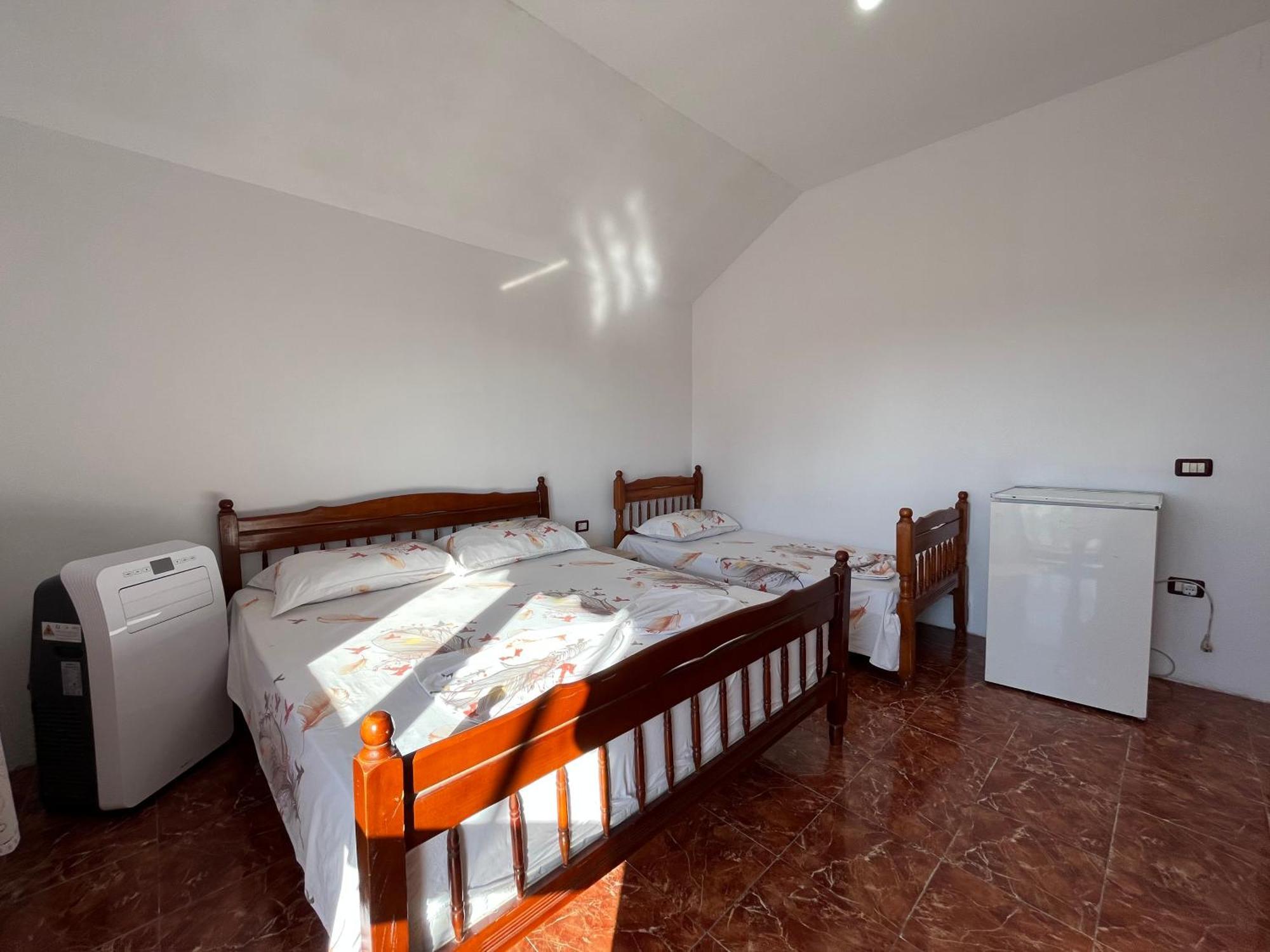 Villa Kasa Durrës Esterno foto