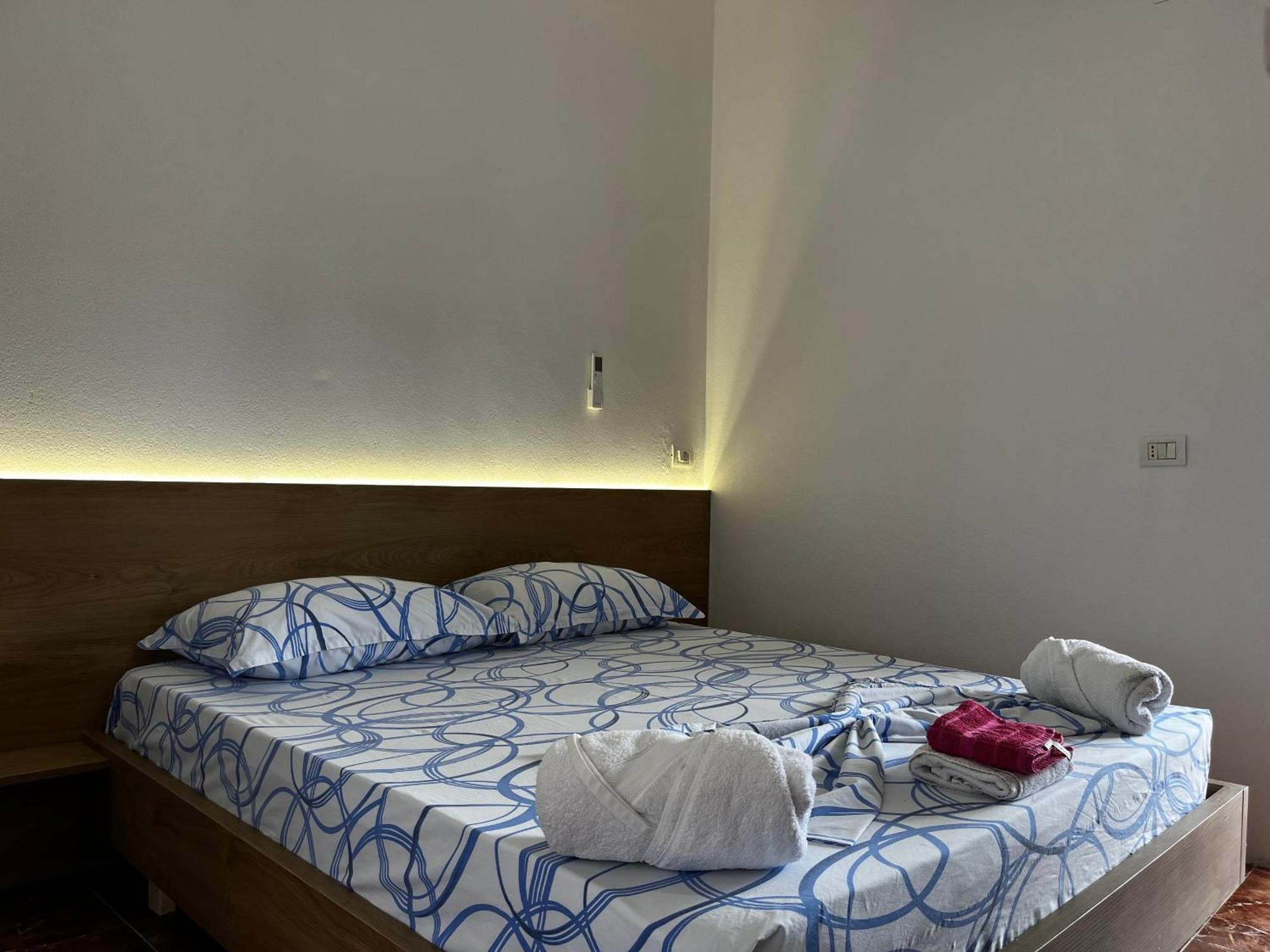 Villa Kasa Durrës Esterno foto